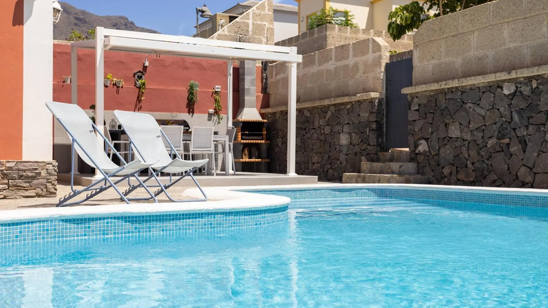 Villa Chloe Costa Adeje Tenerifesummervillas Giant Private Pool 11 Meters Long Holiday home