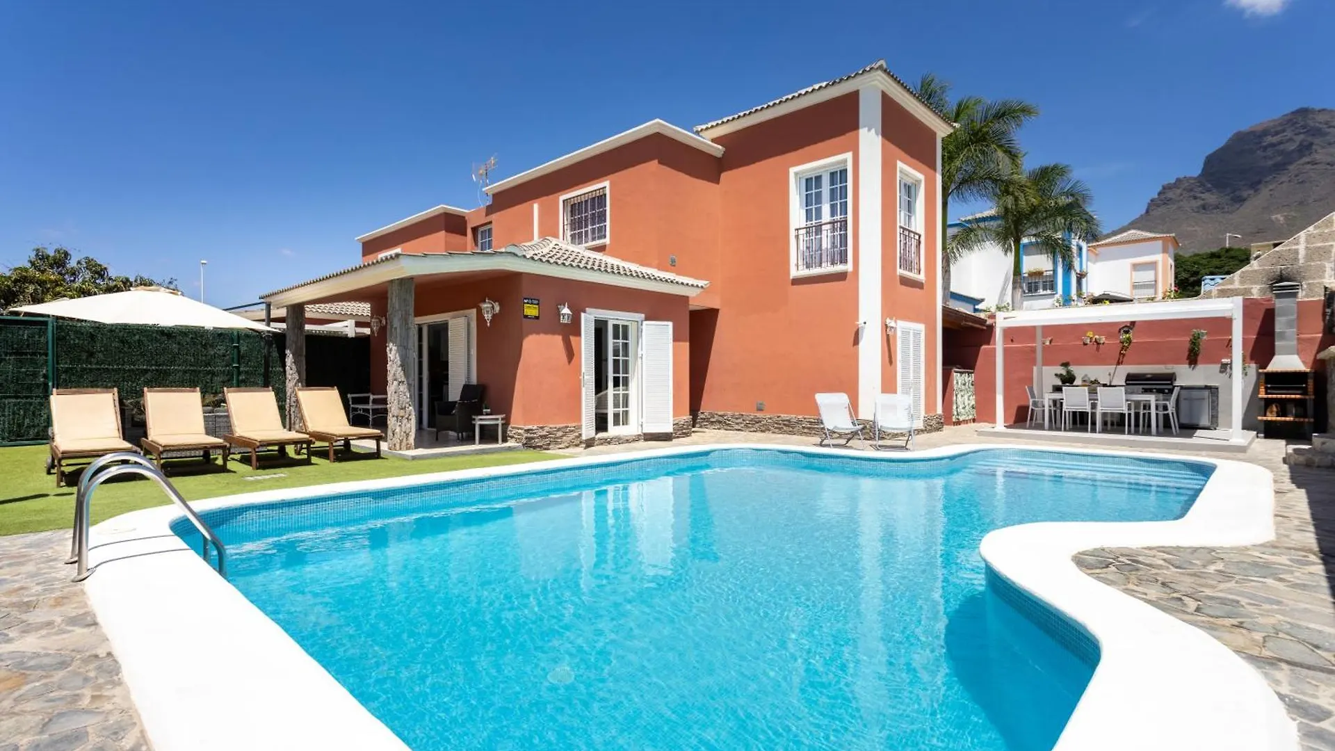 Villa Chloe Costa Adeje Tenerifesummervillas Giant Private Pool 11 Meters Long contacts